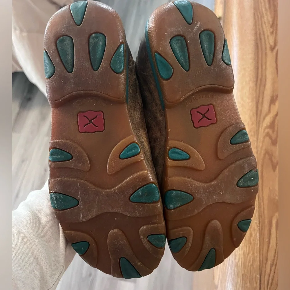 Twisted x shoes - Picture 2 of 3